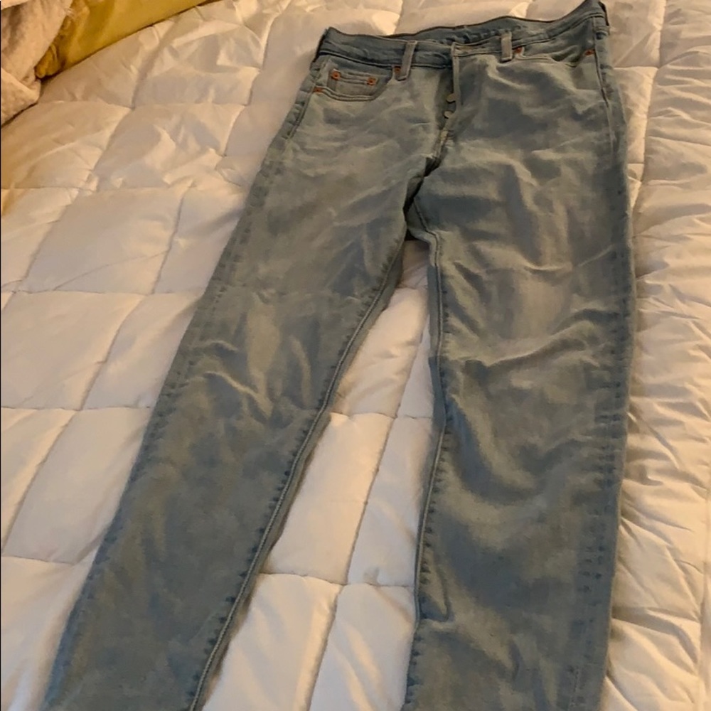 Levi’s wedgie jeans